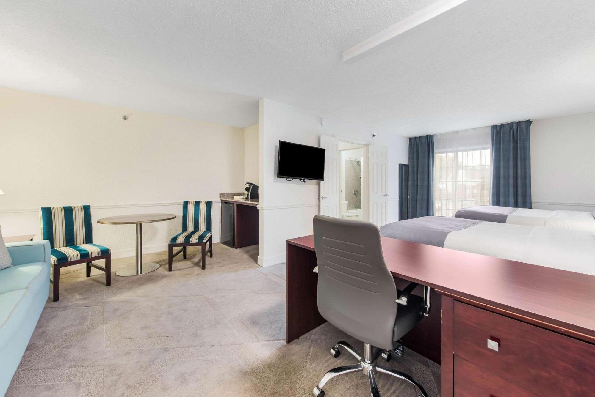 The Blu Hotel Blue Ash Cincinnati, Ascend Hotel Collection Exterior foto