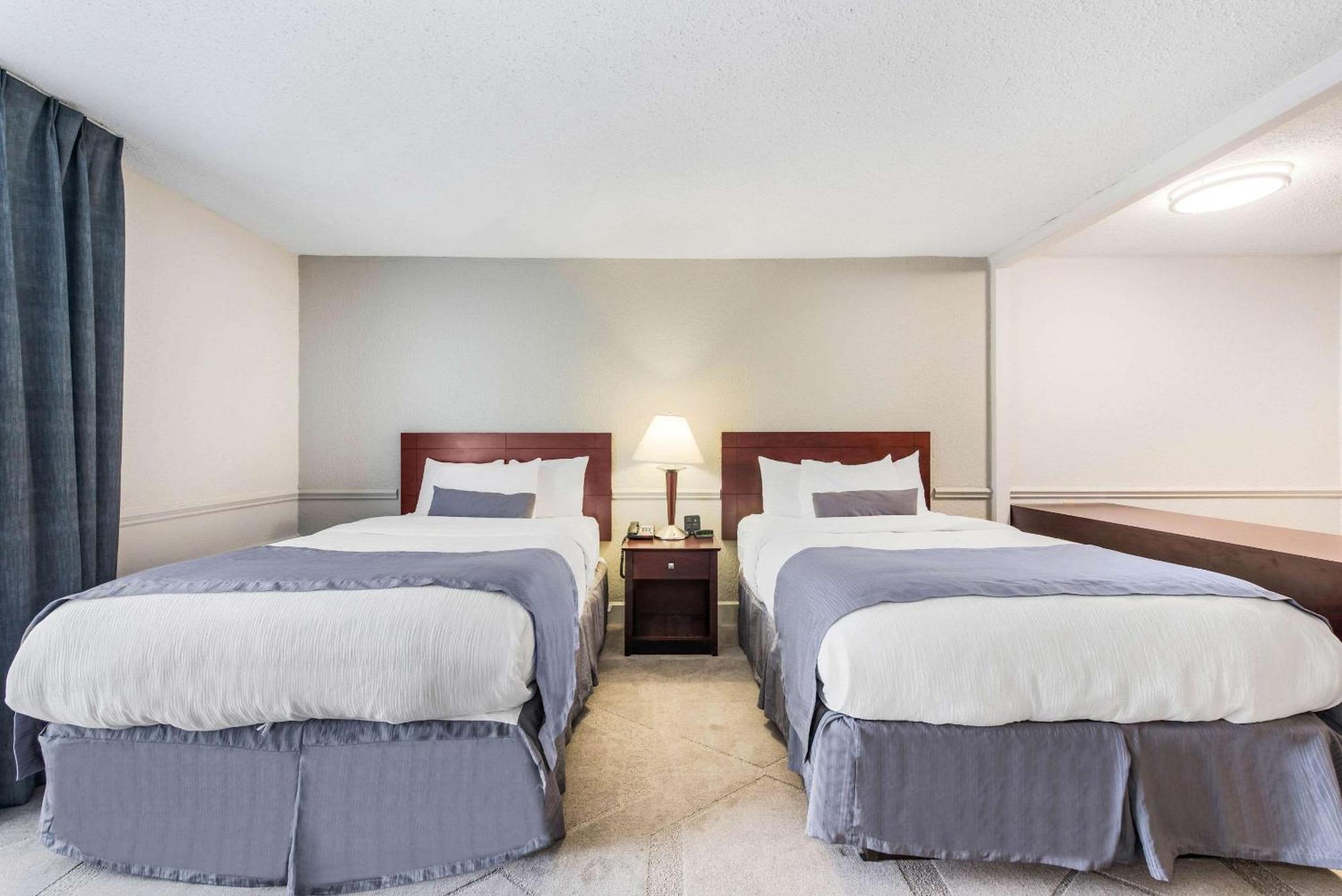 The Blu Hotel Blue Ash Cincinnati, Ascend Hotel Collection Exterior foto